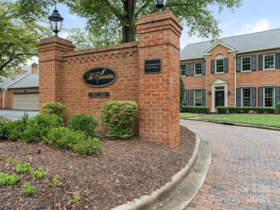 2857 Sharon View Rd., Charlotte, NC 28210