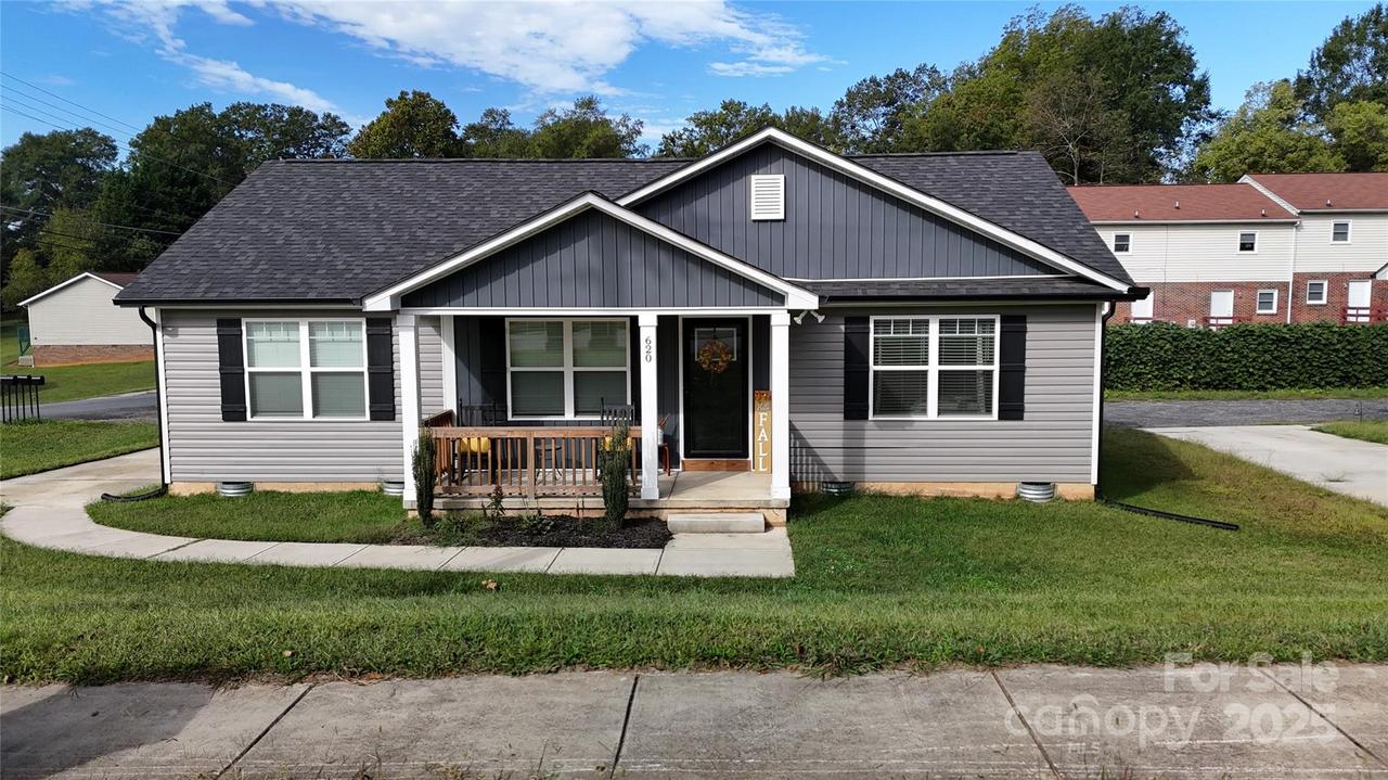 620 13th St., Hickory, NC 28602