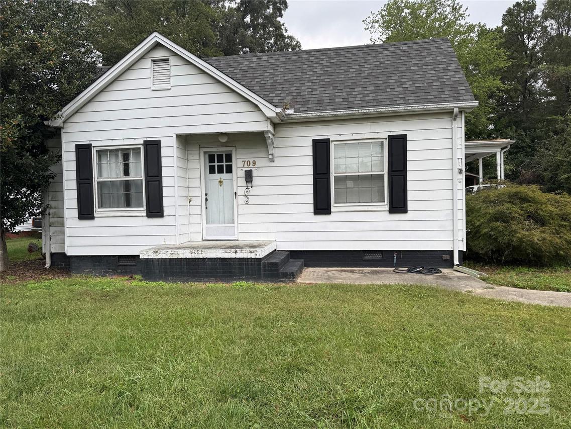709 E Main St., Cherryville, NC 28021