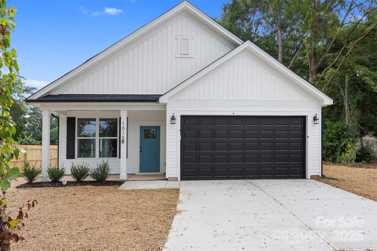 1015 Hoover Ave., Mount Holly, NC 28120