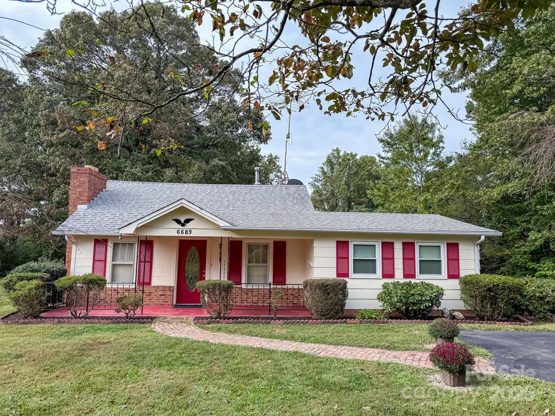 6689 Hildebran Shelby Rd., Hickory, NC 28602