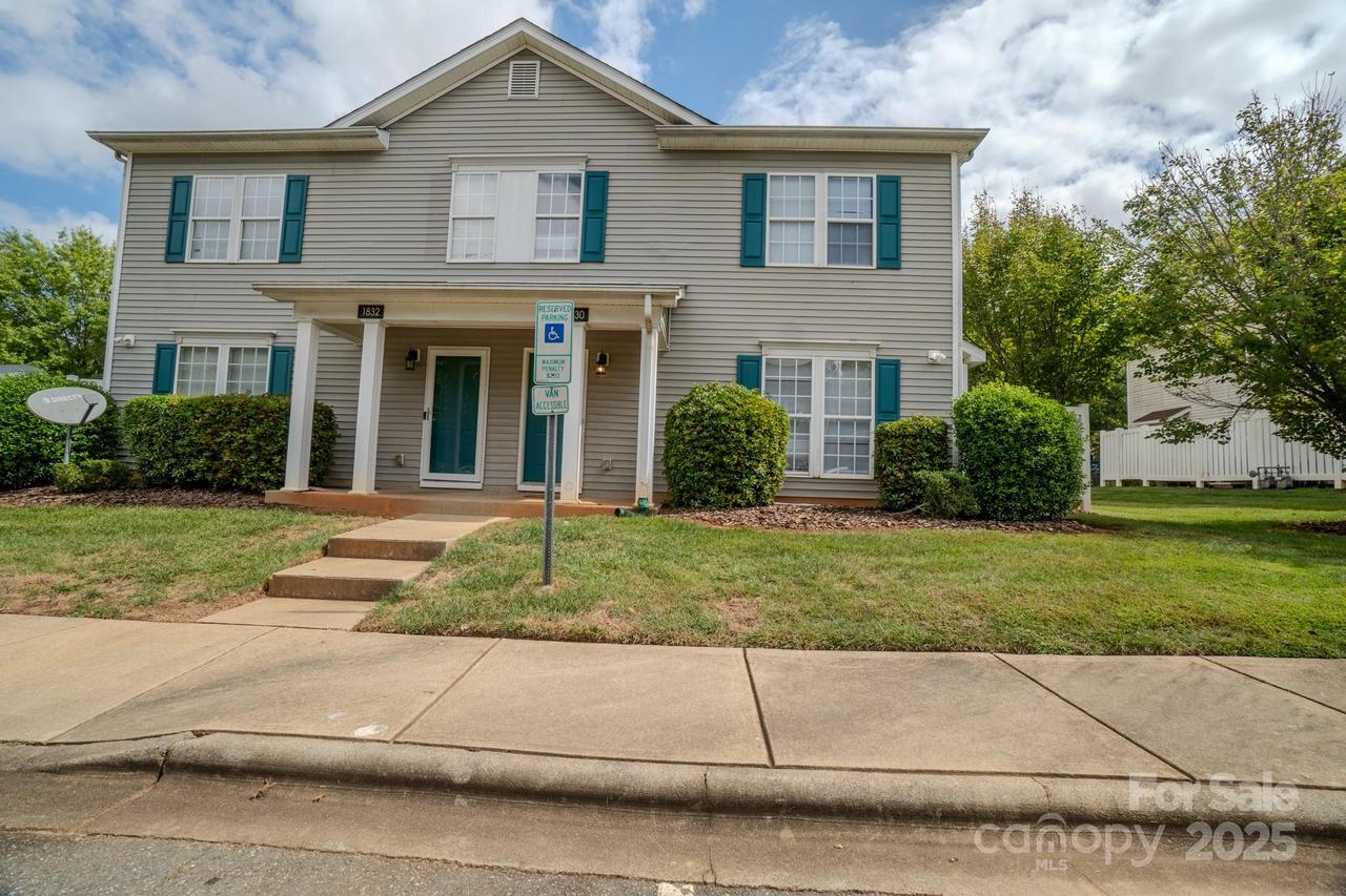1830 Butterfly Ln., Charlotte, NC 28269