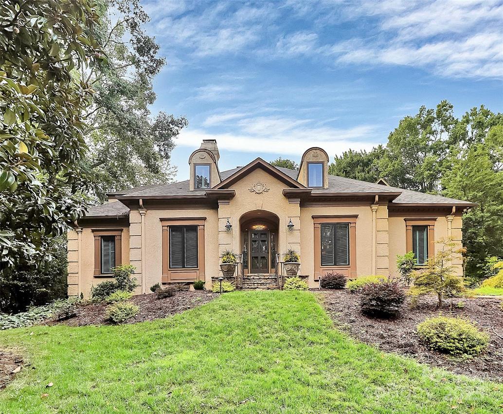 6706 Honors Ct., Charlotte, NC 28210