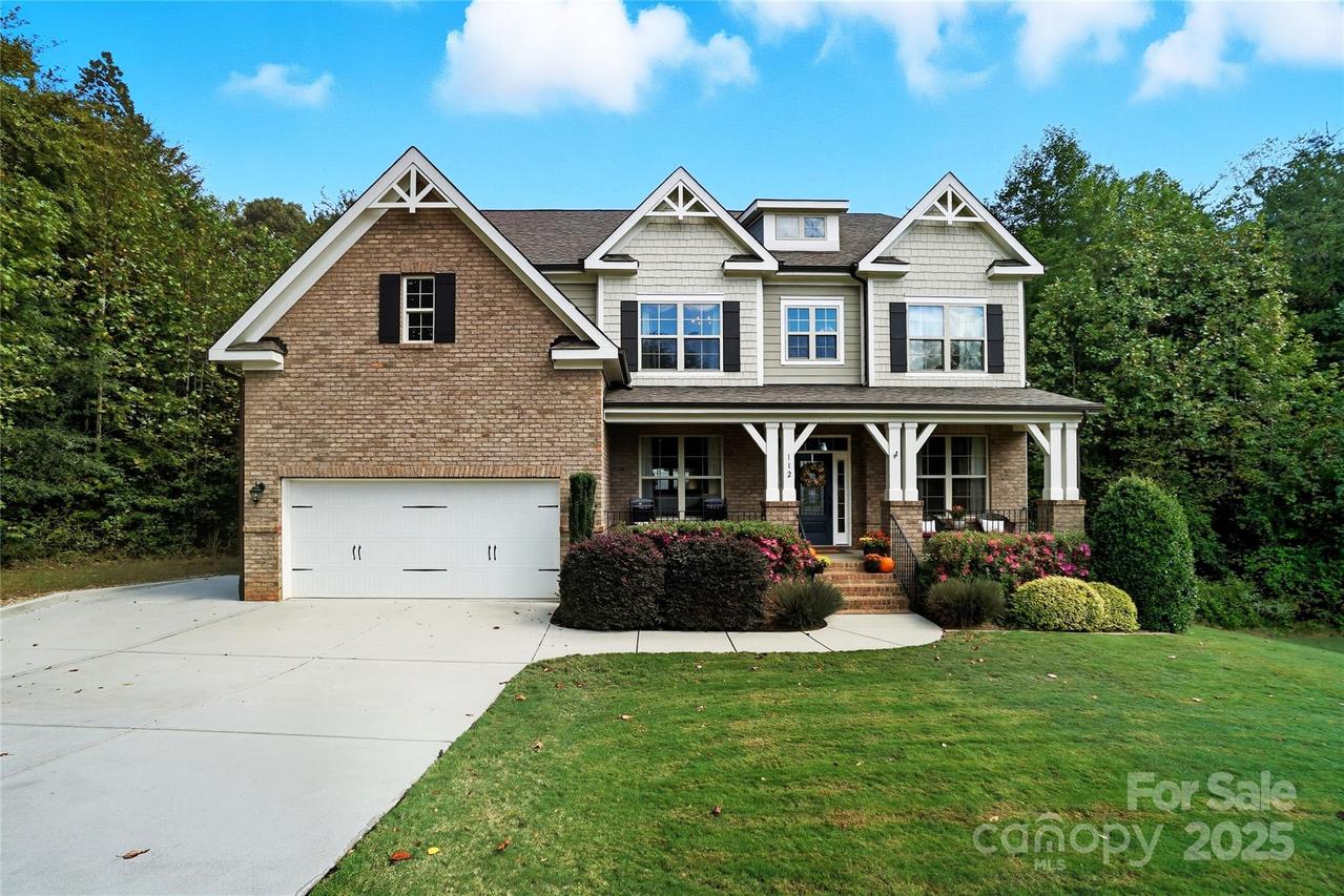 112 Avensong Ct., Mooresville, NC 28115