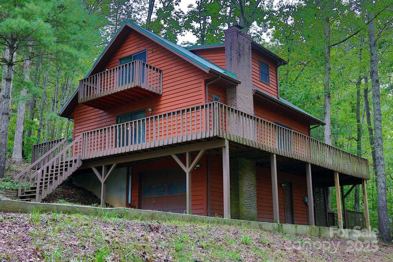 34 Leisure Ln., Weaverville, NC 28787