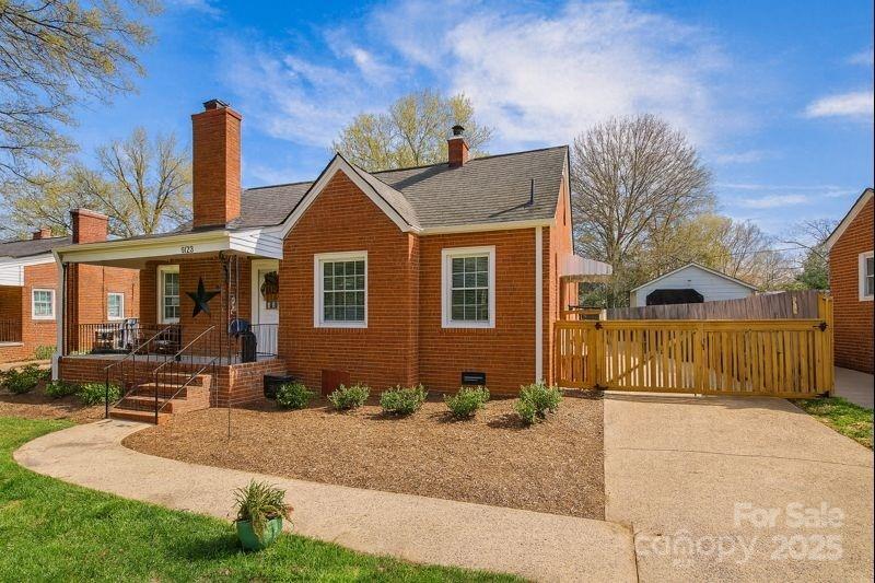 3735 Mcmillan St., Charlotte, NC 28205