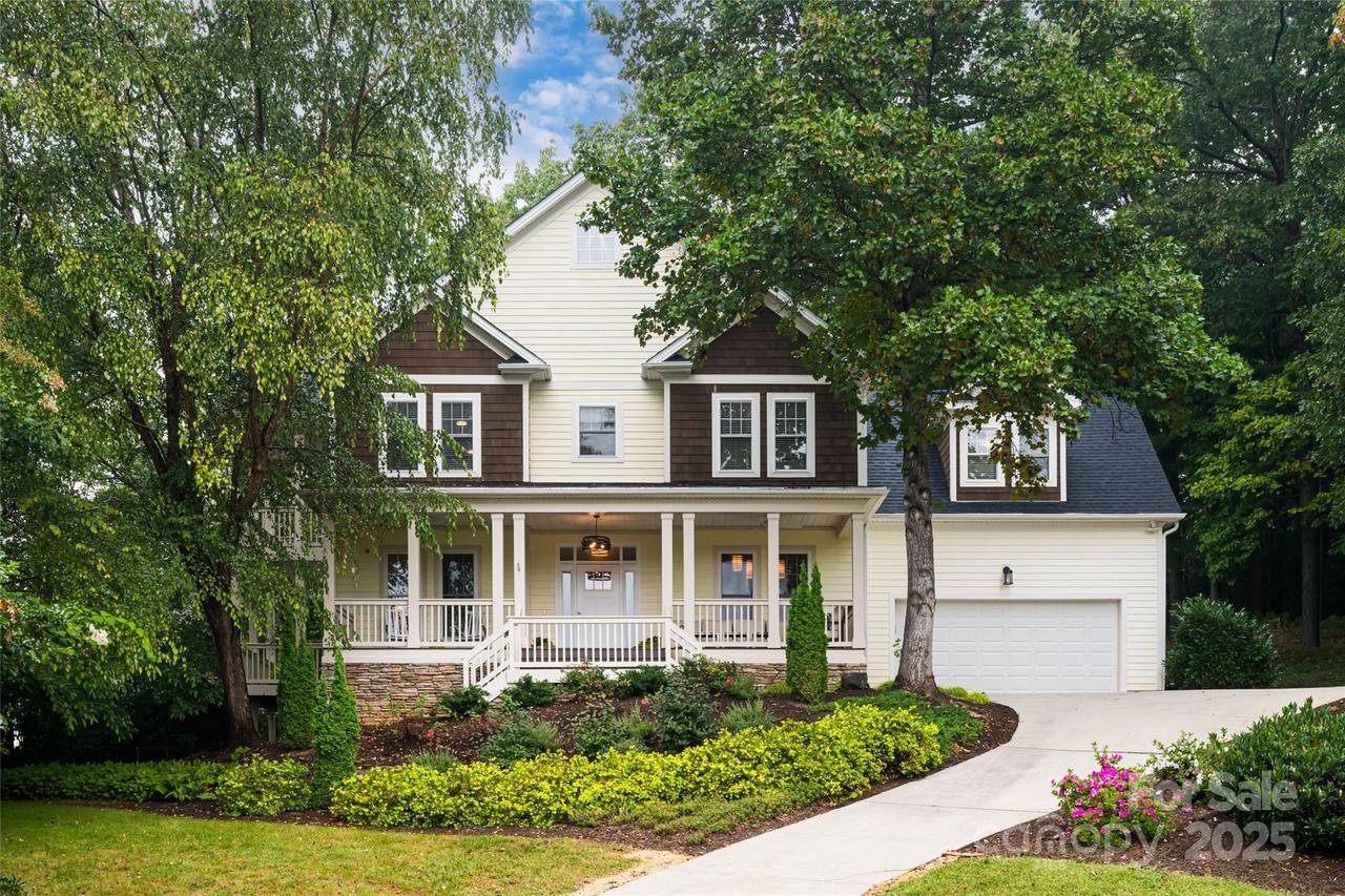 20 Rosebay Ln., Asheville, NC 28803