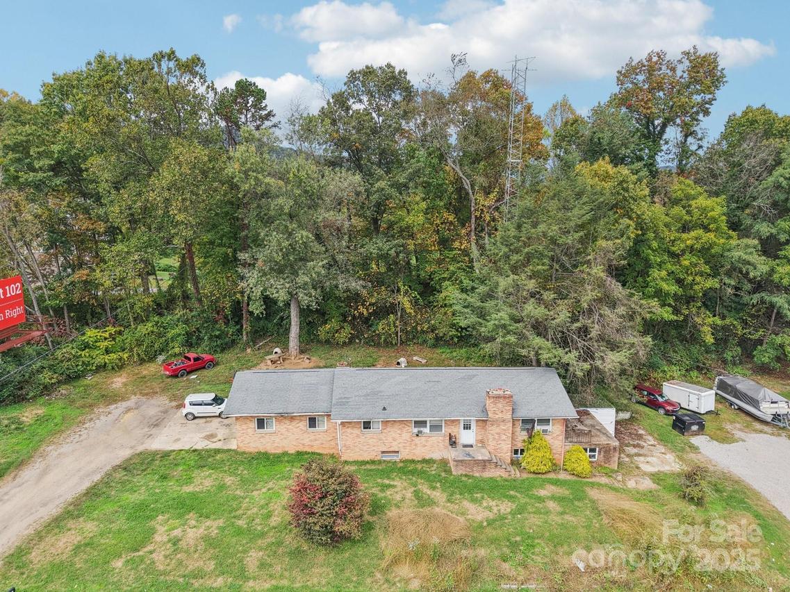 541 Paragon Pkwy., Waynesville, NC 28786