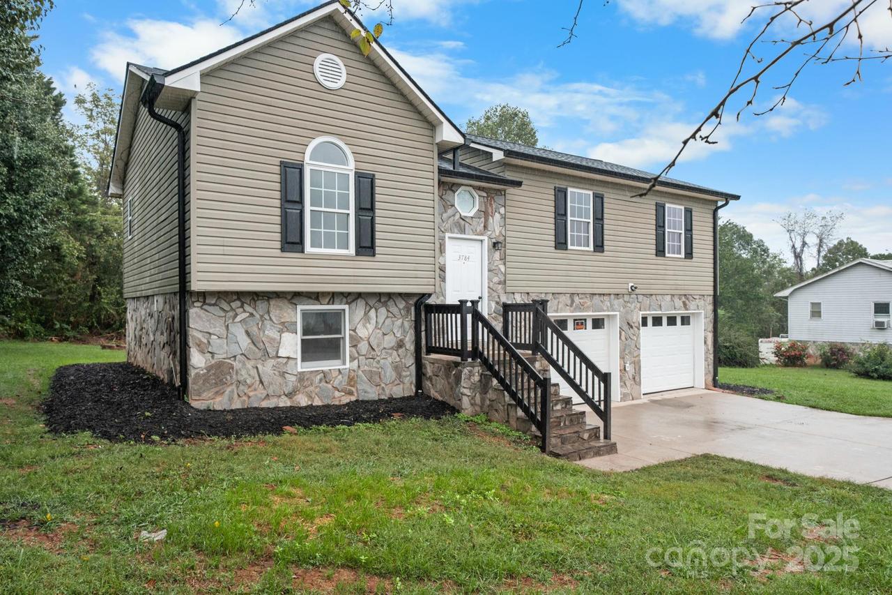 3784 Pennsylvania Ave., Lenoir, NC 28645