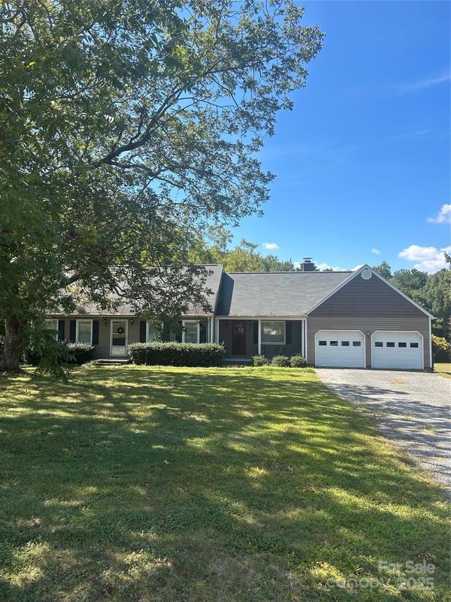 9025 Sorrow Farm Rd., Kannapolis, NC 28081