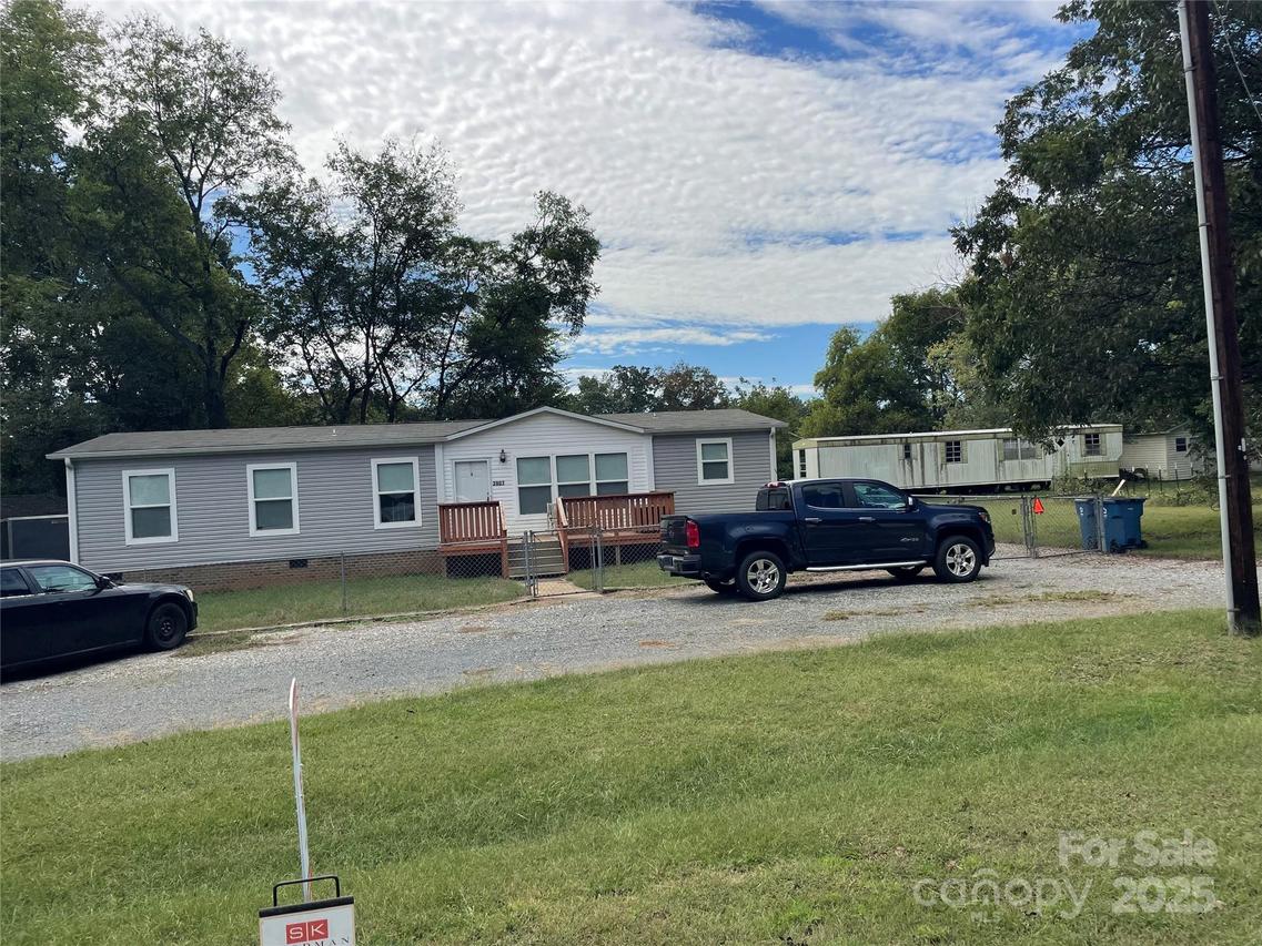 3907 Melissa Dr., Harrisburg, NC 28075