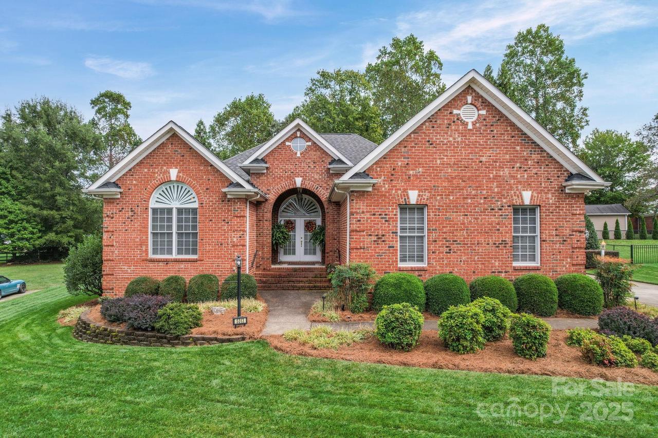5313 Old Town Ln., Gastonia, NC 28056