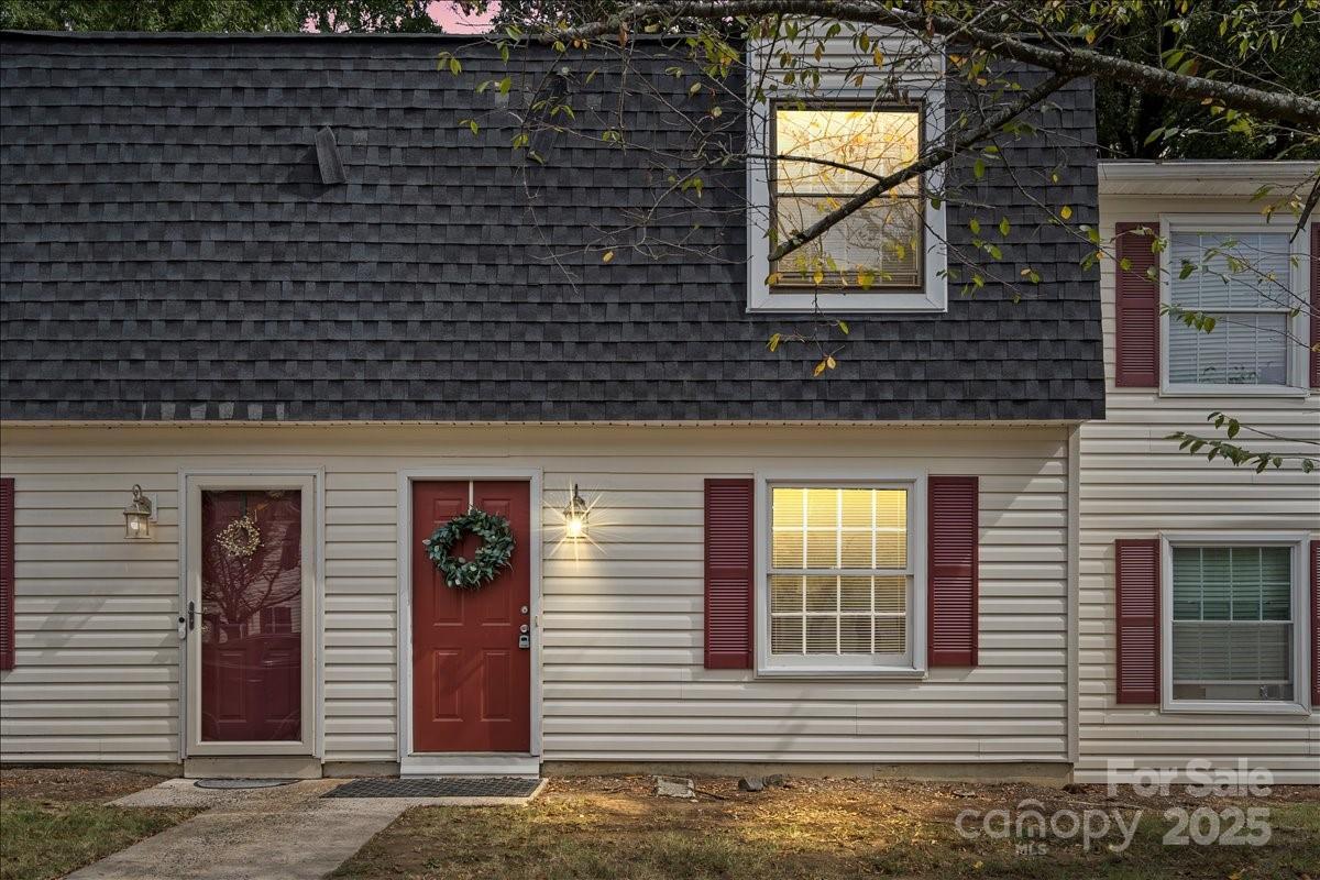 2220 Yorkhills Dr., Charlotte, NC 28217