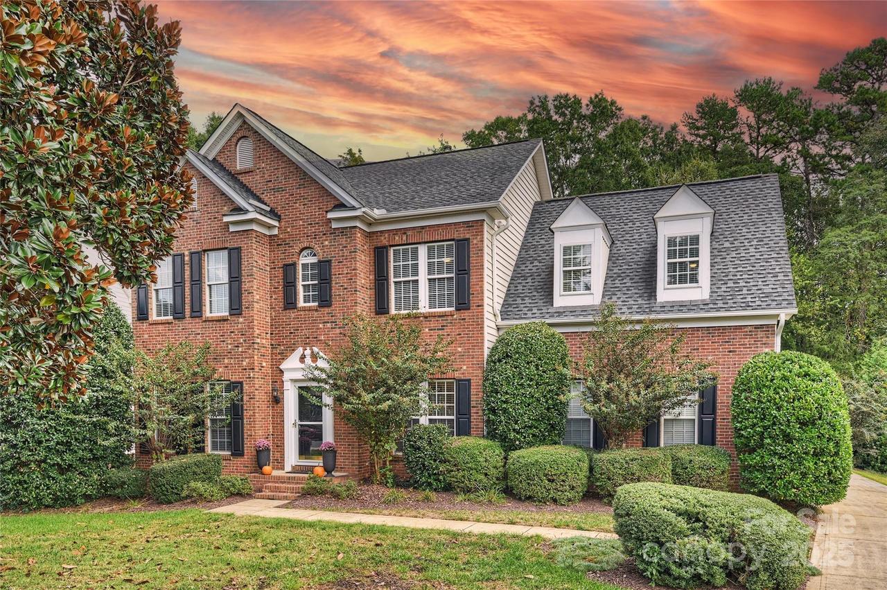 11612 Knightsdale Dr., Charlotte, NC 28277