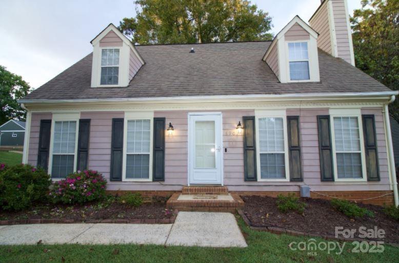 8901 Mackenzie Ct., Charlotte, NC 28227