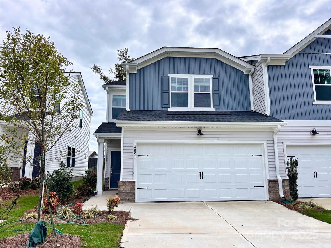 4051 Summit Woods Dr., Charlotte, NC 28216