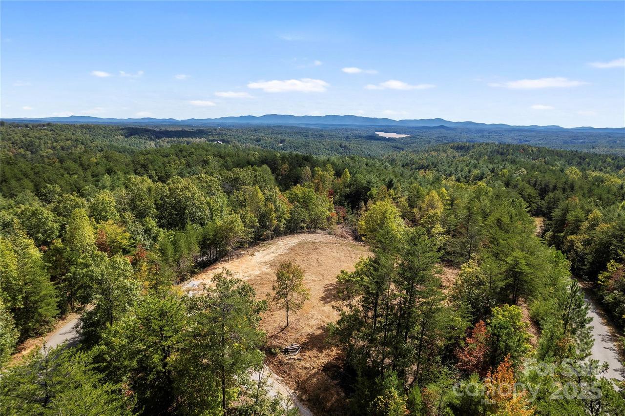 9028 Shortoff View Ter., Nebo, NC 28761