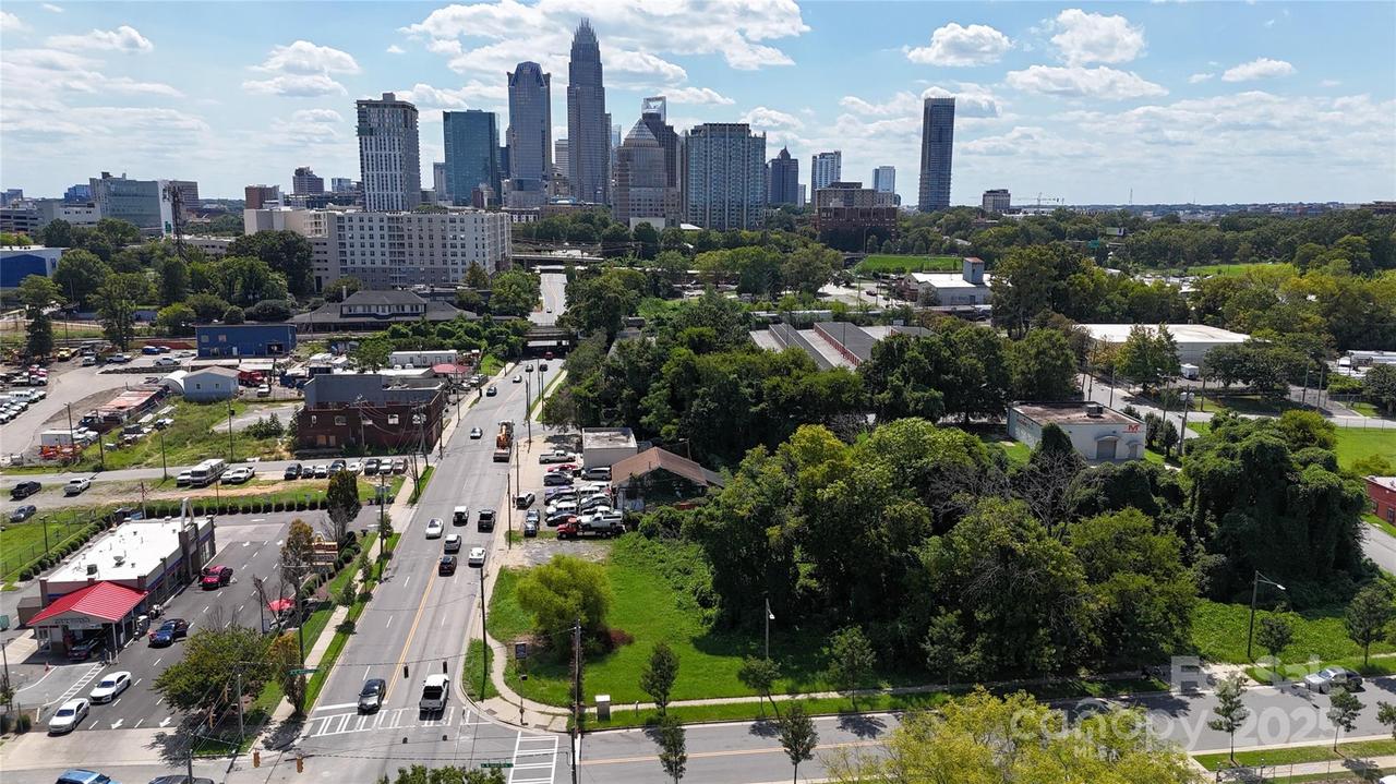 1113 N Tryon St., Charlotte, NC 28206