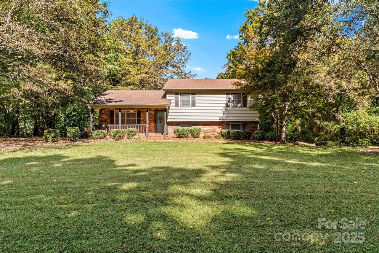 809 Lewisville Clemmons Rd., Lewisville, NC 27023