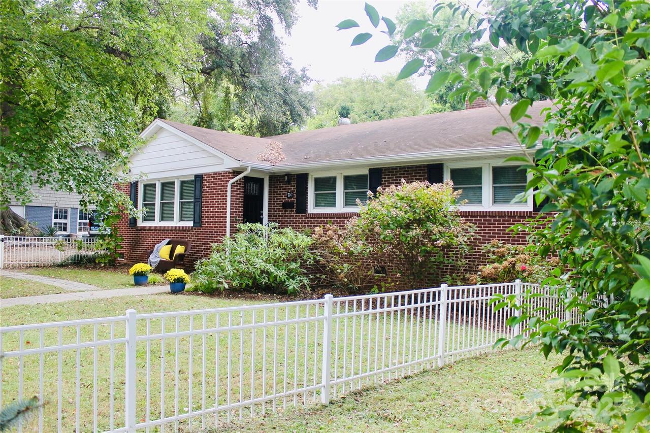 710 Neil St., Gastonia, NC 28052