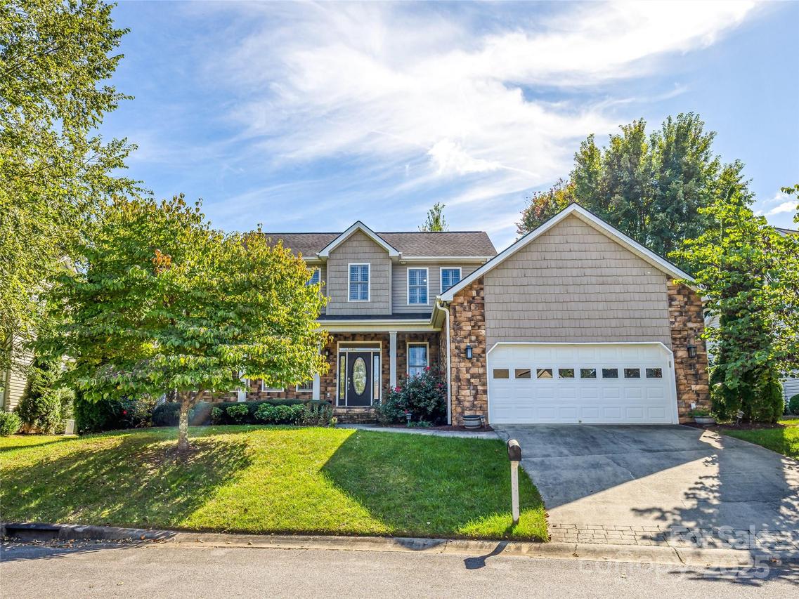 51 Driftstone Cir., Arden, NC 28704
