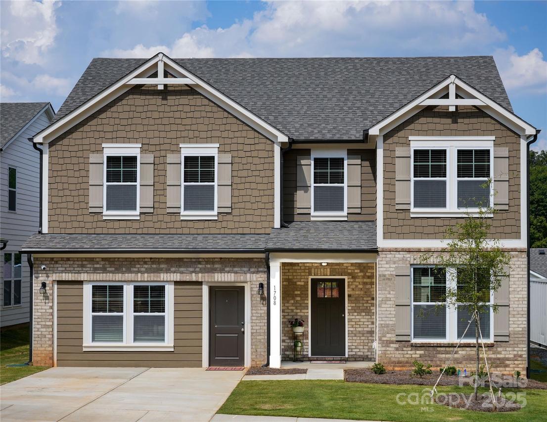1708 Coral Bark Ln. #18, Charlotte, NC 28216