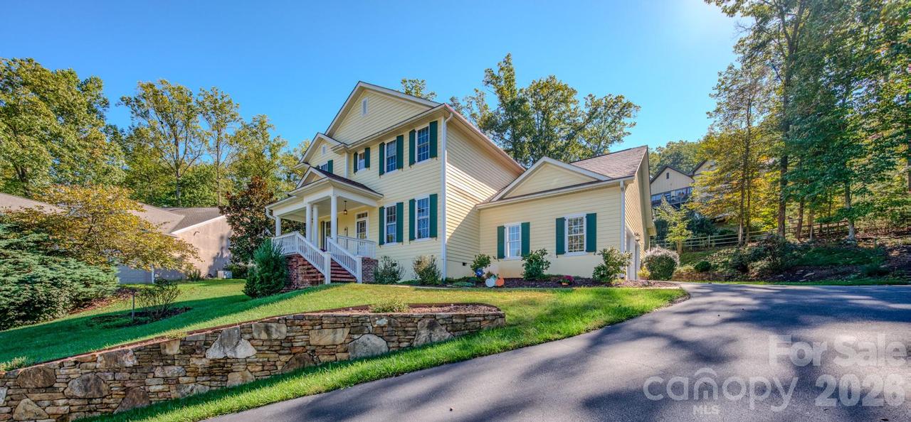 16 La Rue Ct., Biltmore Lake, NC 28715