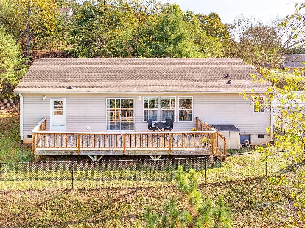 6 Clark Meadow Ln., Candler, NC 28715