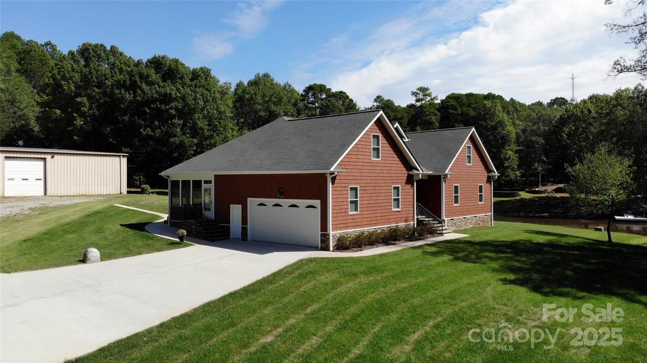 15027 Beatties Ford Rd., Huntersville, NC 28078