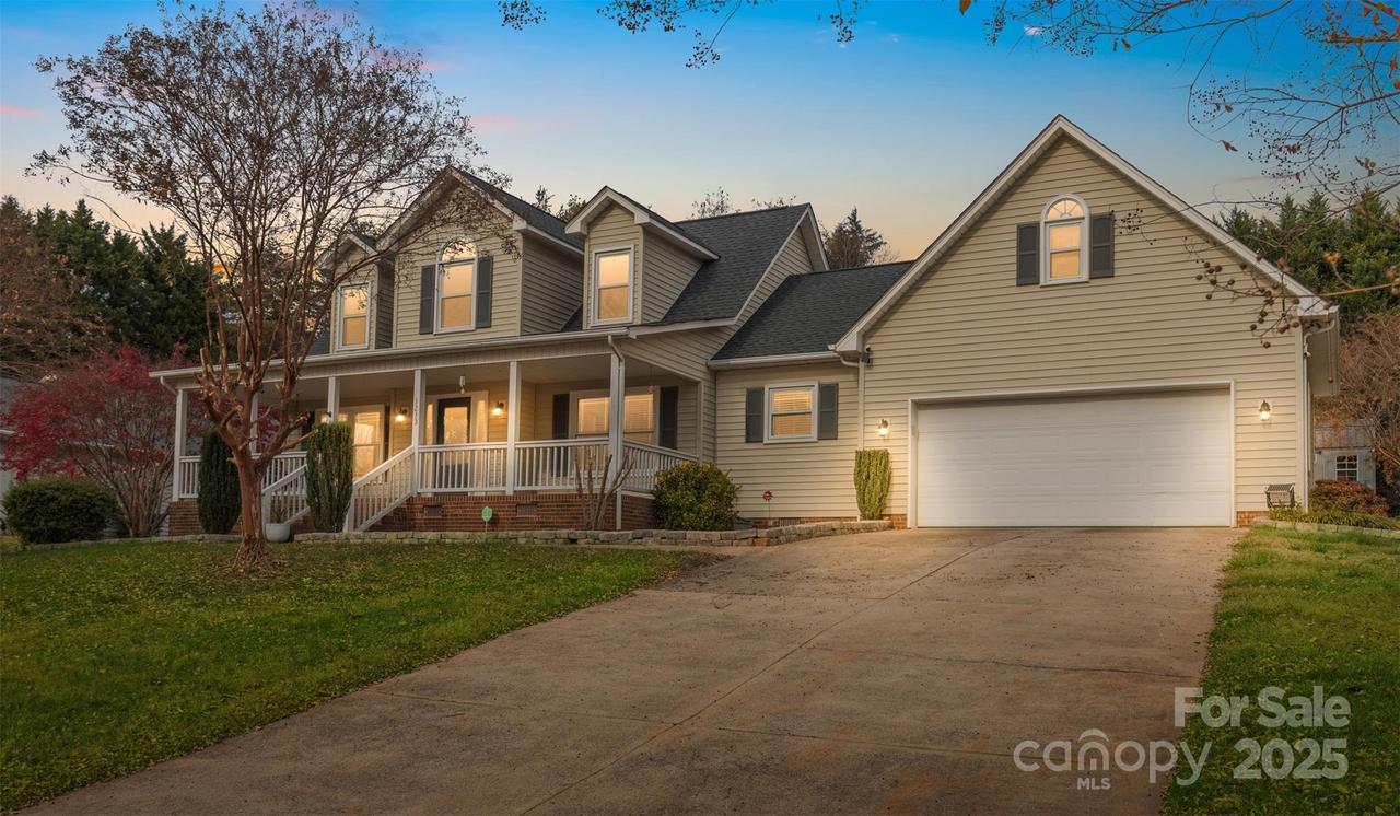 3233 6th Ave., Conover, NC 28613