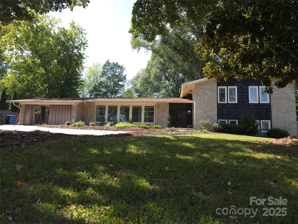 1005 Mocksville Ave., Salisbury, NC 28144