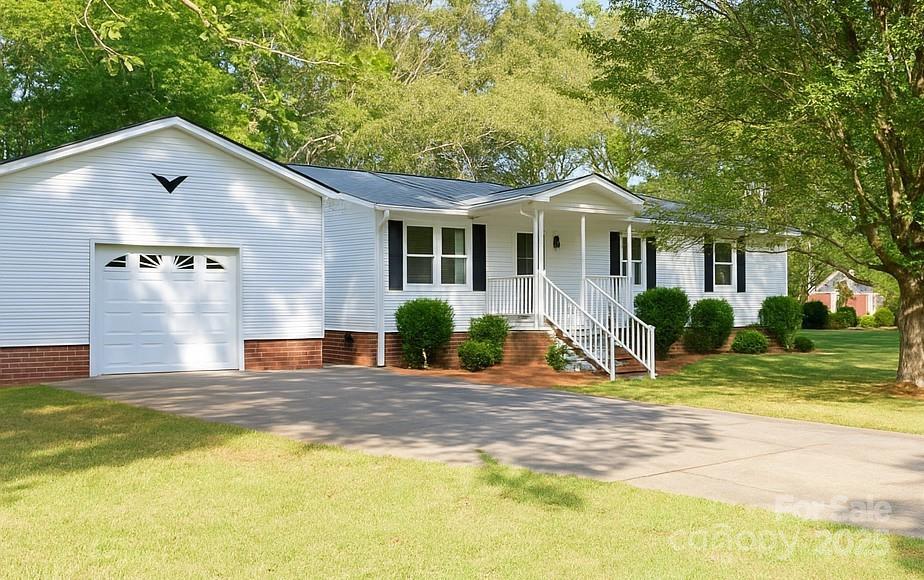 500 Reeves Ave., Albemarle, NC 28001