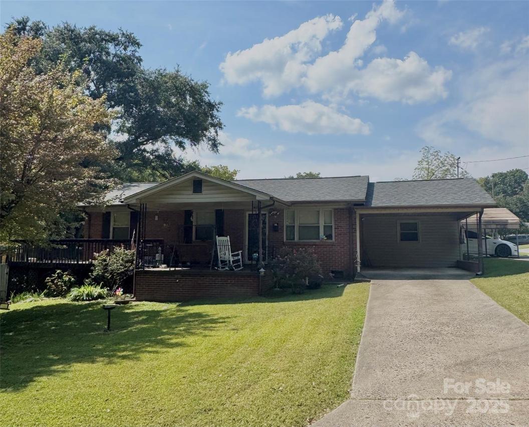 1900 White St., Gastonia, NC 28052