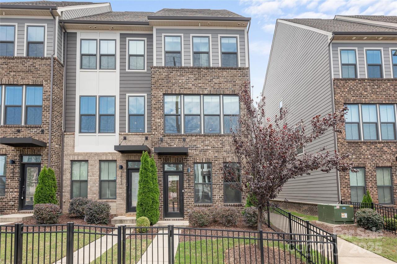 3625 S Tryon St., Charlotte, NC 28217