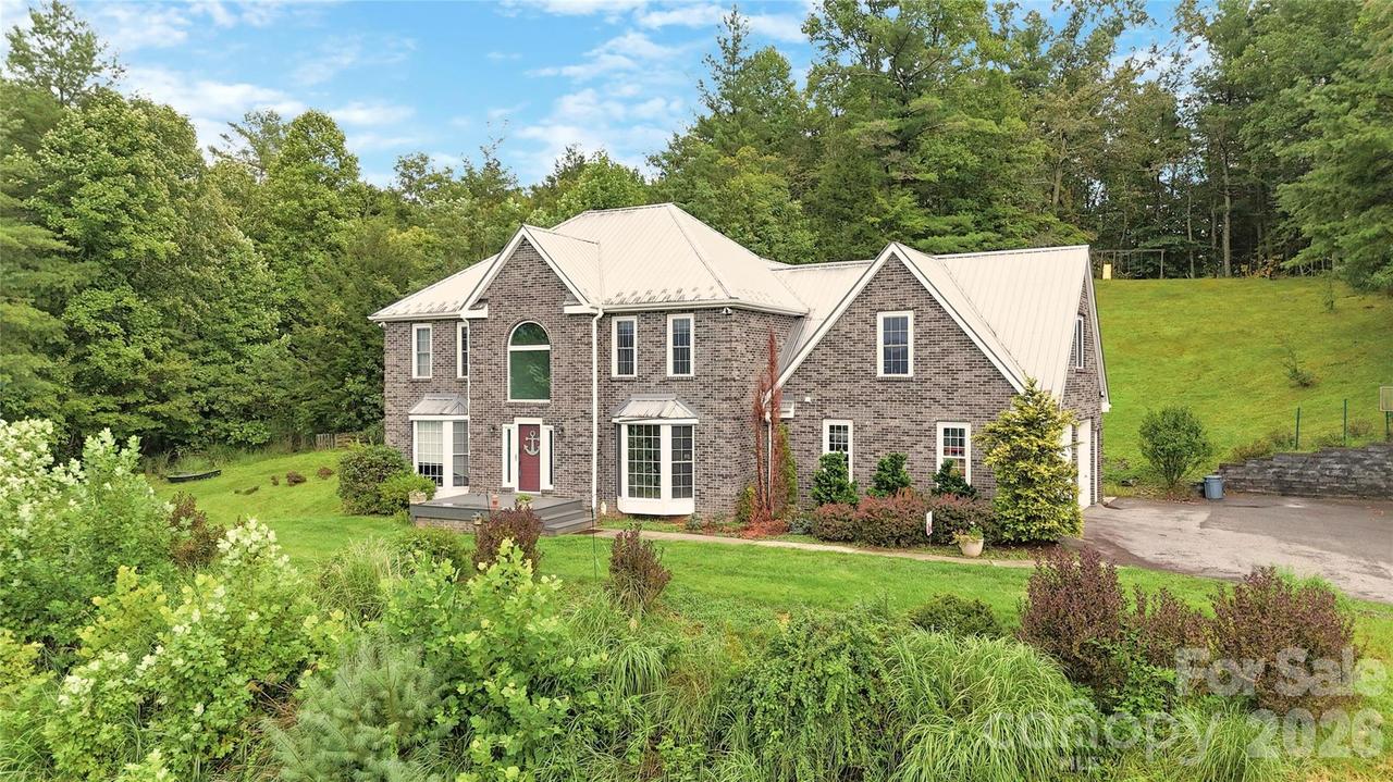235 Petersburg View Dr., Marshall, NC 28753