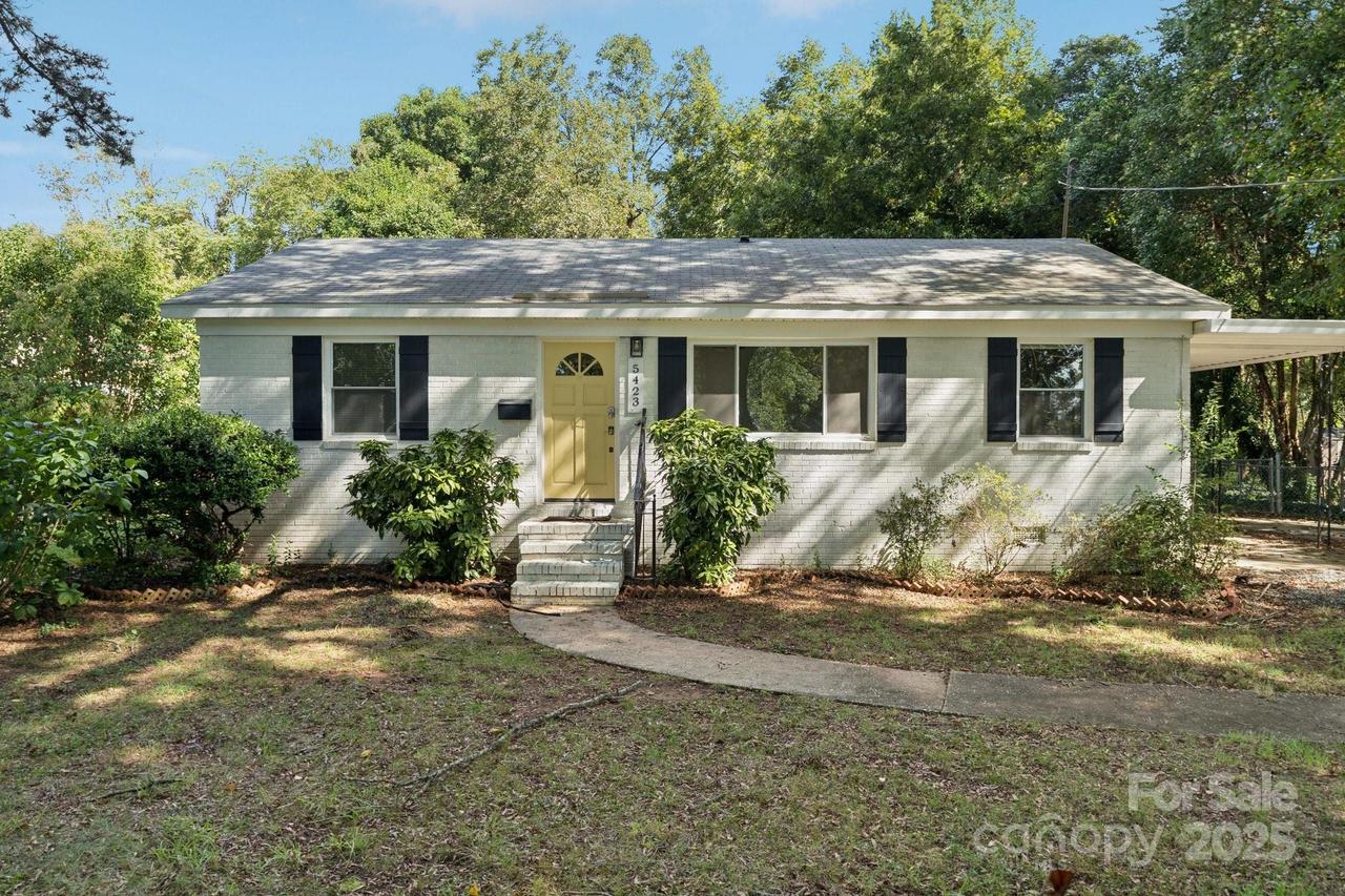 5423 Lantana Ave., Charlotte, NC 28212