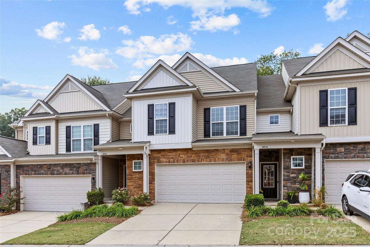 4860 Fonthill Ln., Charlotte, NC 28210