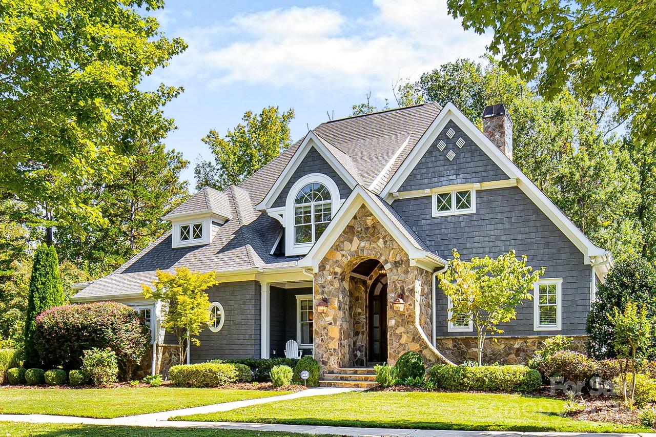 920 Hudson Pl., Davidson, NC 28036