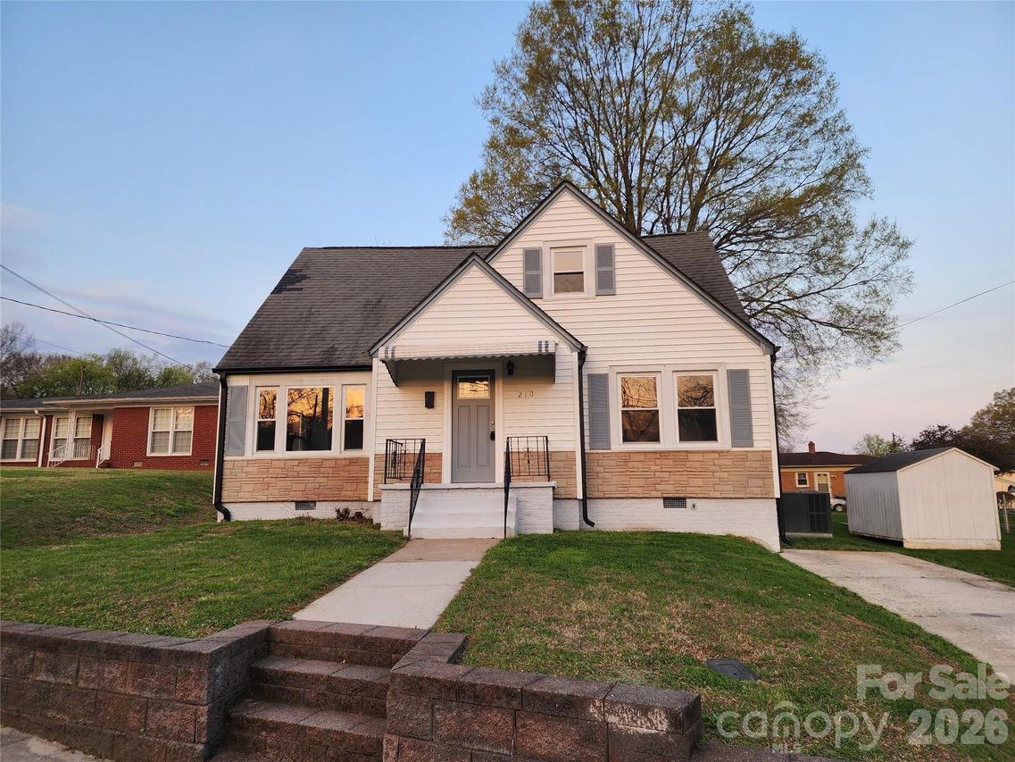 210 Lincoln St., Concord, NC 28025