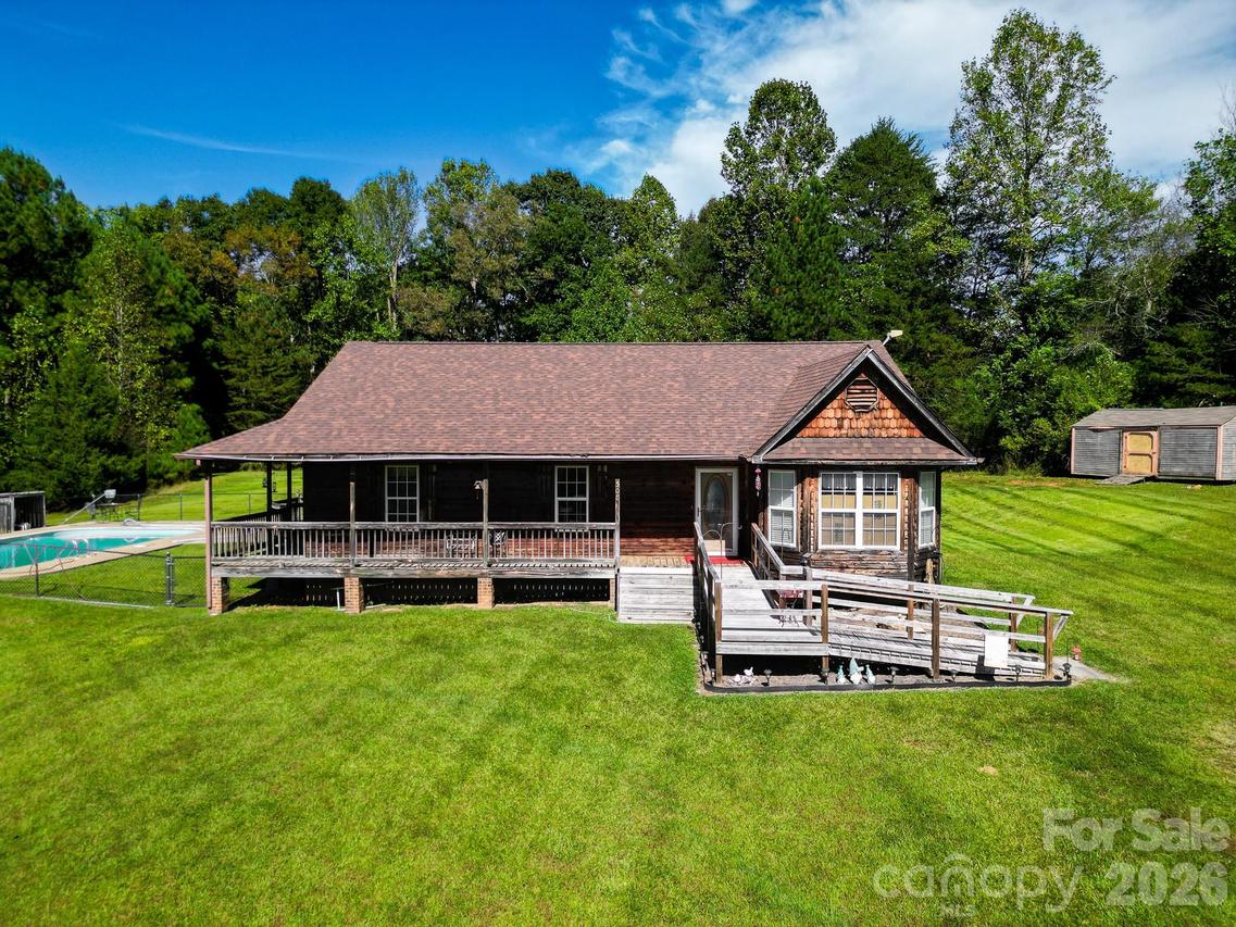 308 Frog Hollow Rd., Rutherfordton, NC 28139
