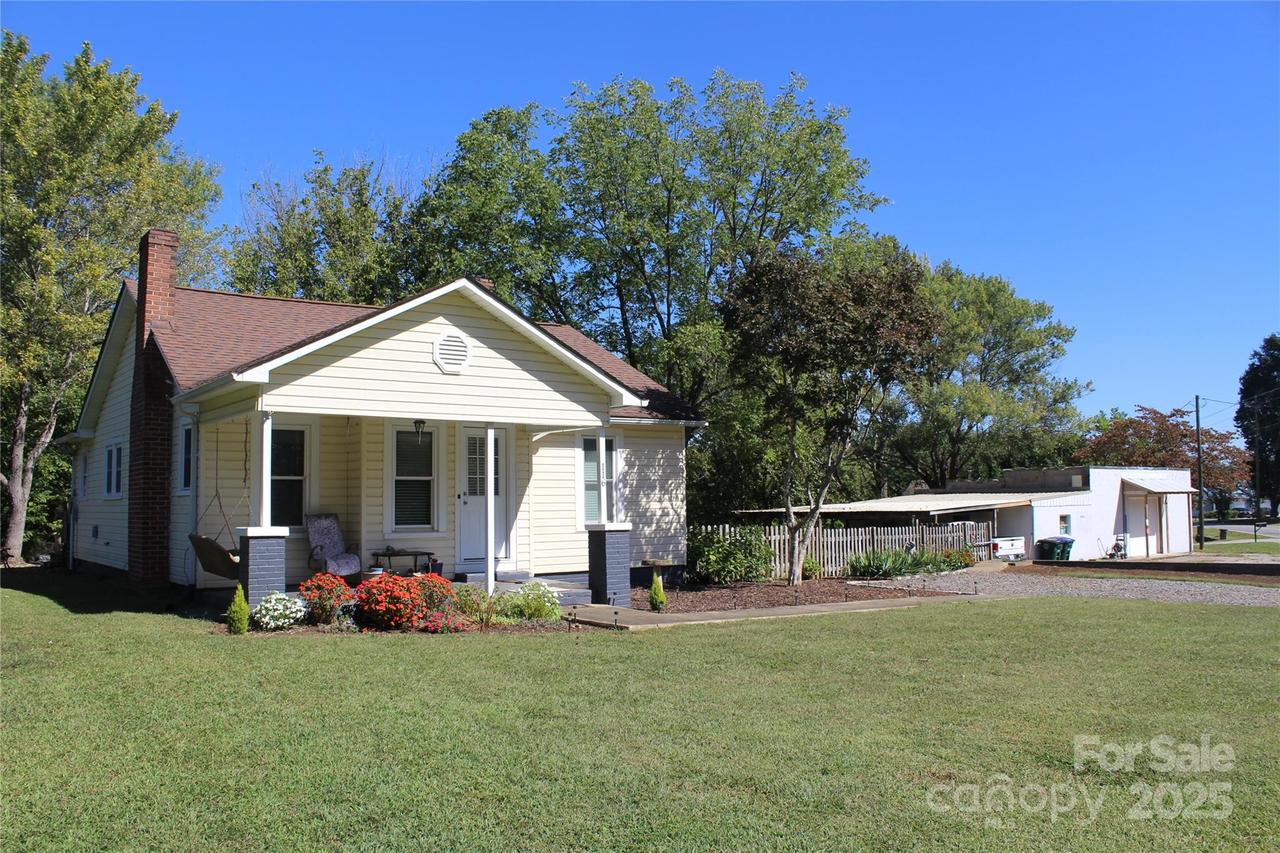 116 Hauss Ridge Rd., Valdese, NC 28690