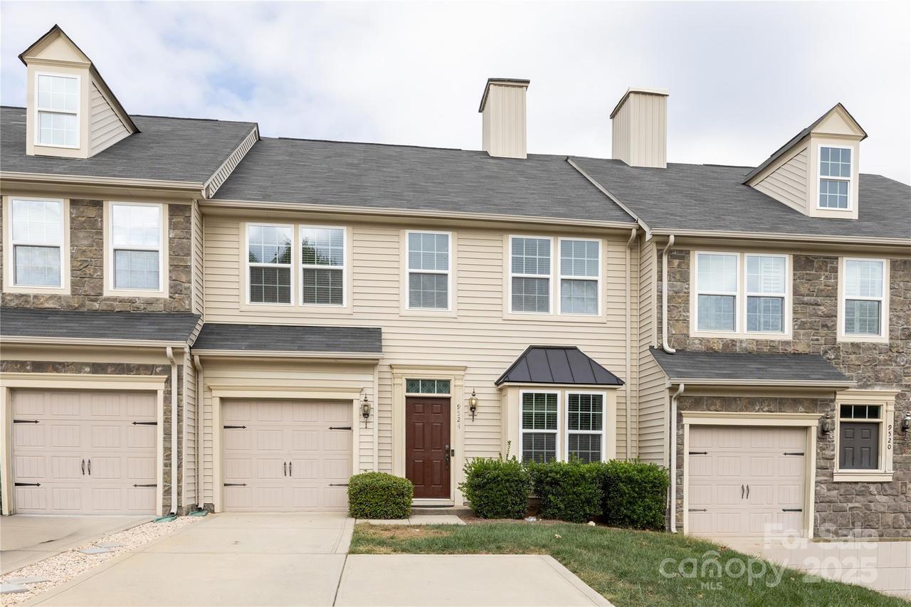 9524 Birkwood Ct., Charlotte, NC 28278