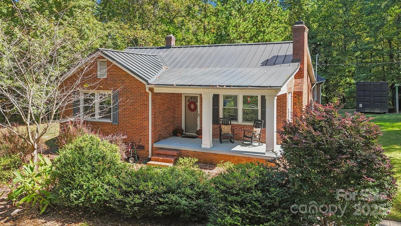 4416 Mcclure Rd., Charlotte, NC 28216