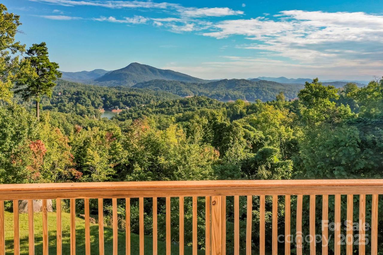 218 Clear Creek Tr., Lake Lure, NC 28746