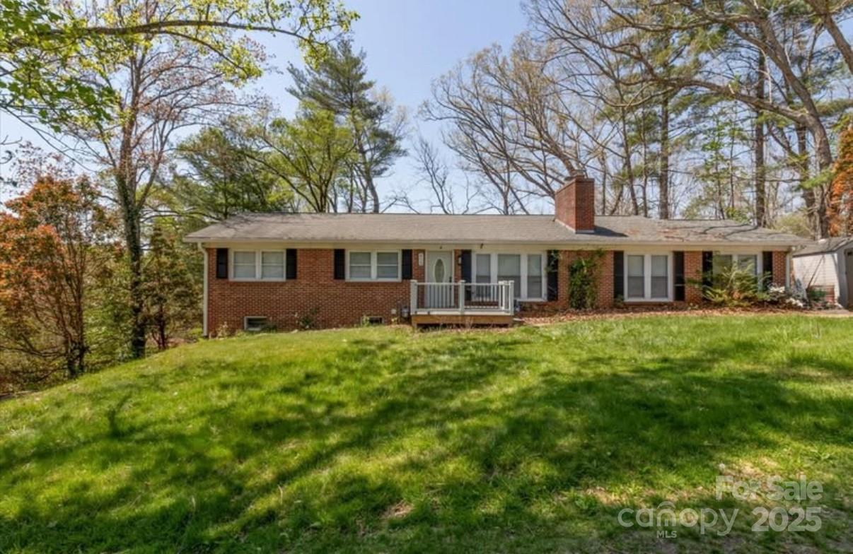 415 Mountain View Rd., Mars Hill, NC 28754