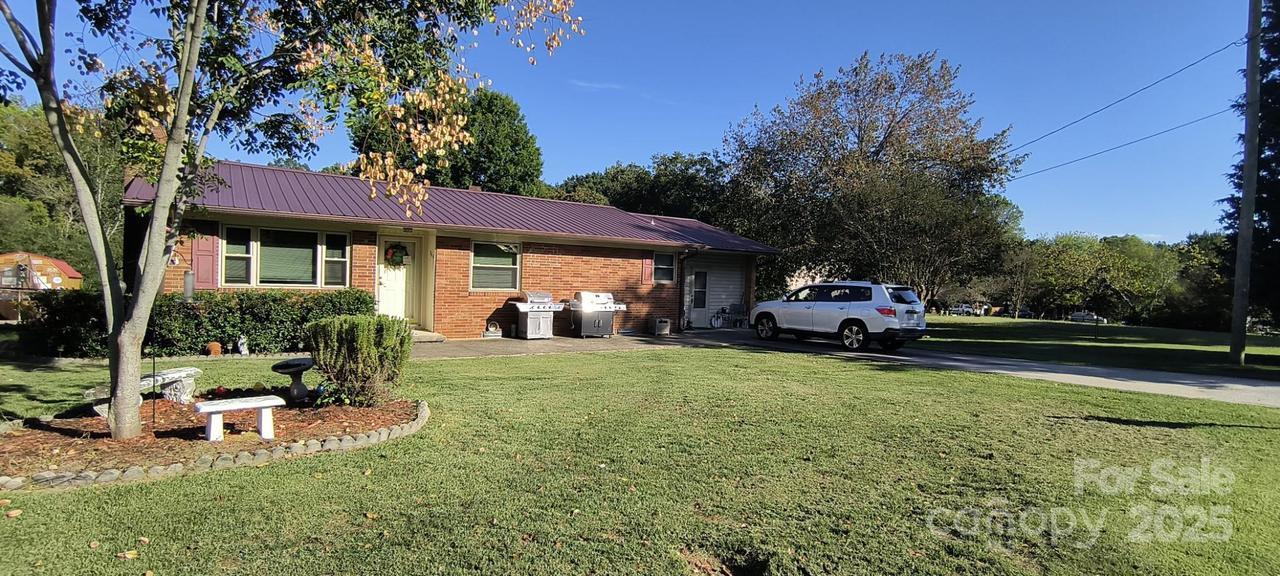 516 Collins St., Kannapolis, NC 28083
