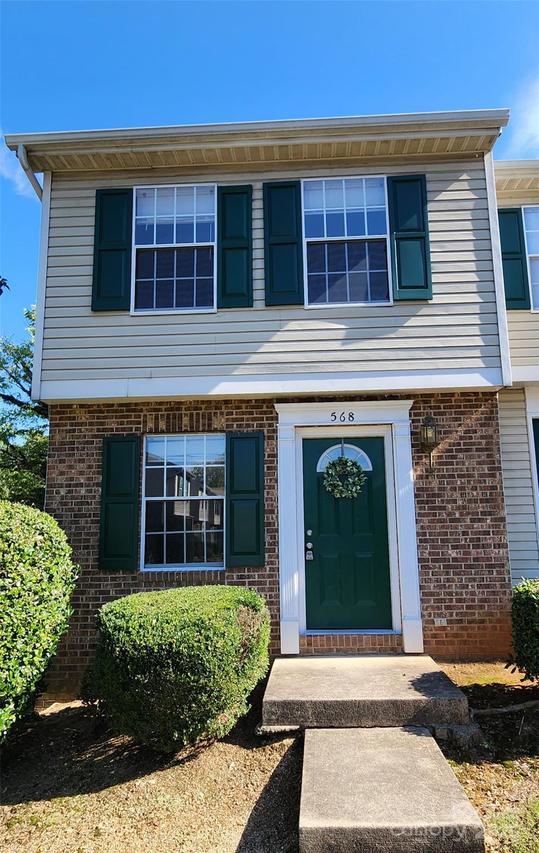 568 Lex Dr., Charlotte, NC 28262