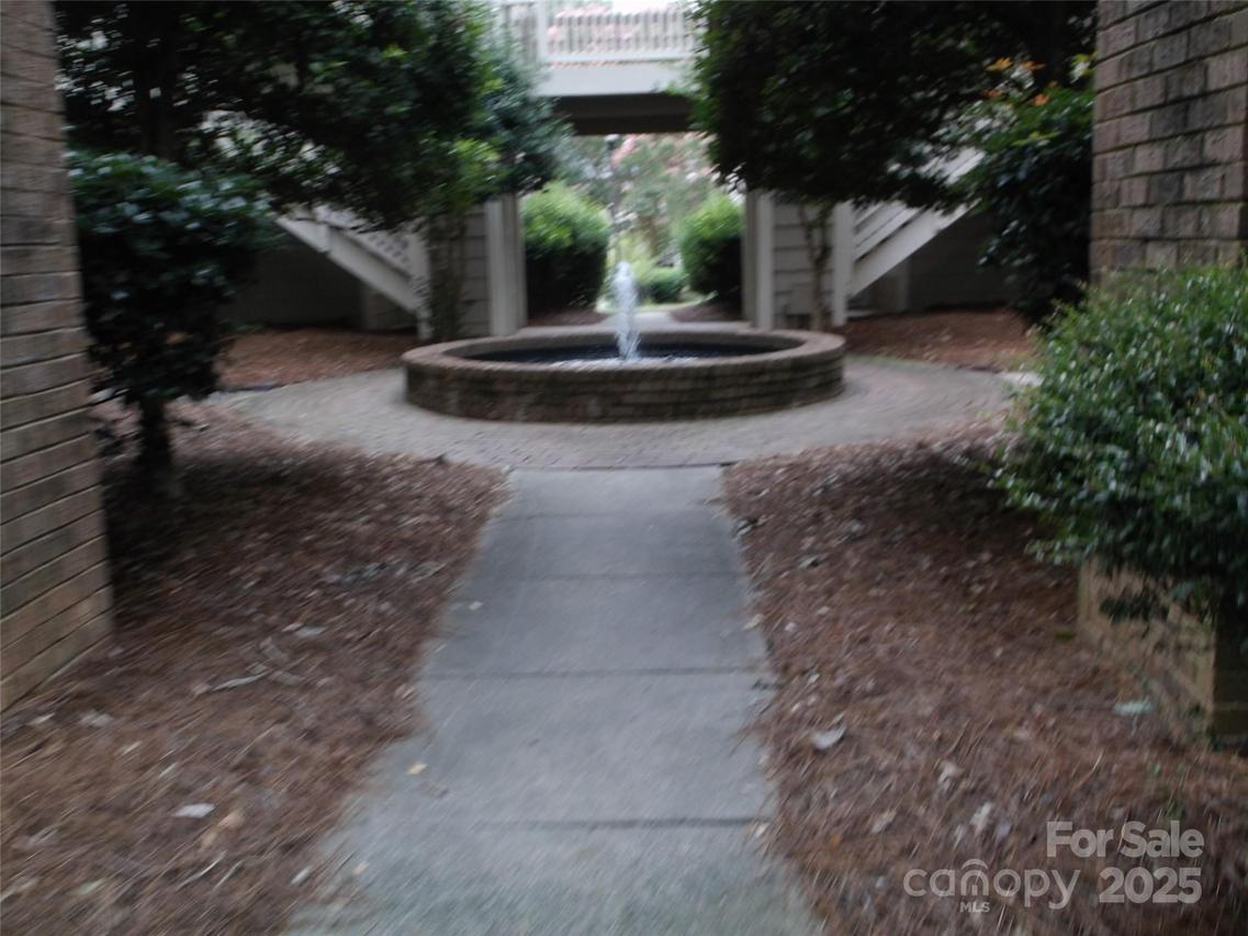5007 Sharon Rd. #O, Charlotte, NC 28210