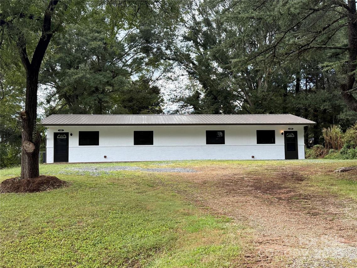 902 & 904 8th Ave., Conover, NC 28613