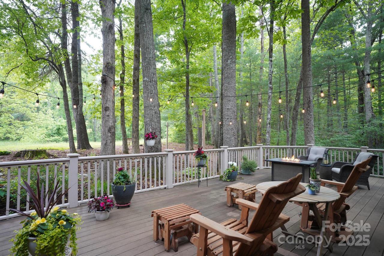 25 Madelyn Ln., Fairview, NC 28730